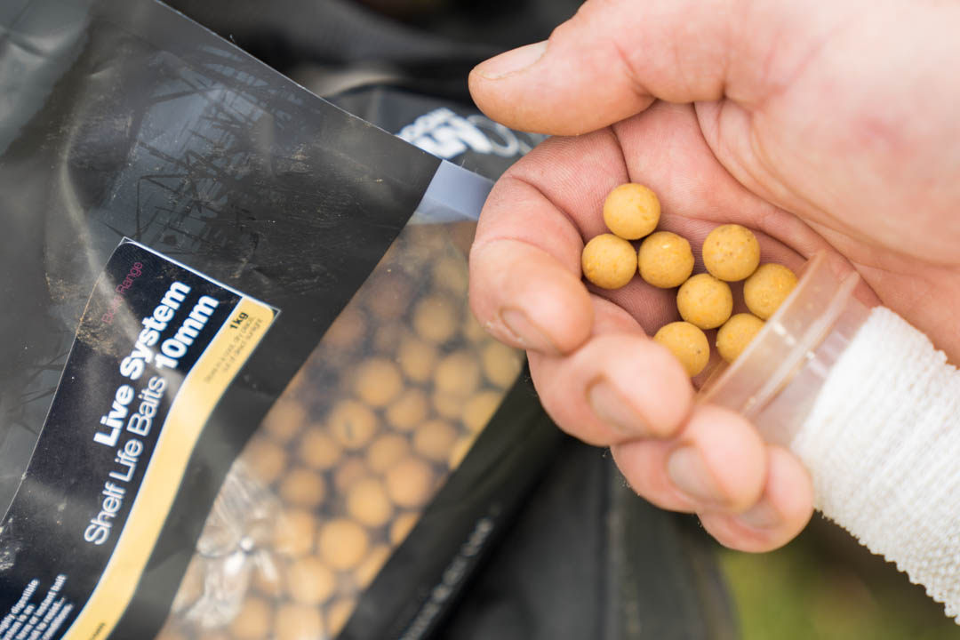Why Use 10mm Boilies for Carp Fishing?